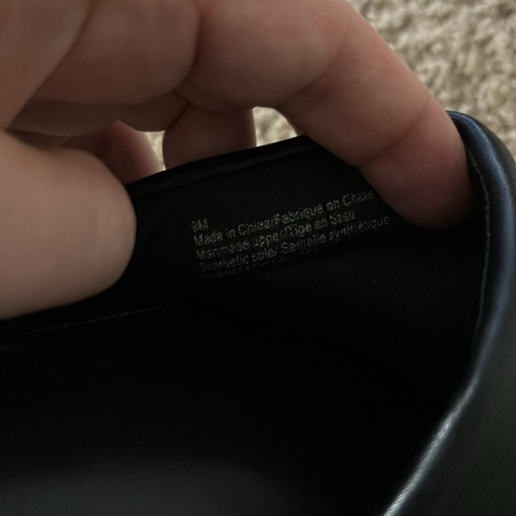 14th & Union Black Sandal - Picture 3 of 4